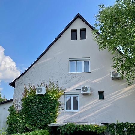 Veranda Apartman Nyíregyháza エクステリア 写真