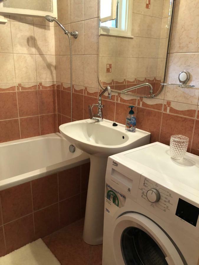 Veranda Apartman Nyíregyháza エクステリア 写真